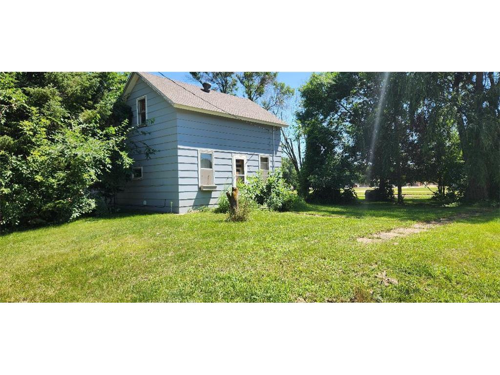 250 3rd Avenue NW Glenville MN 56036 6579458 image1