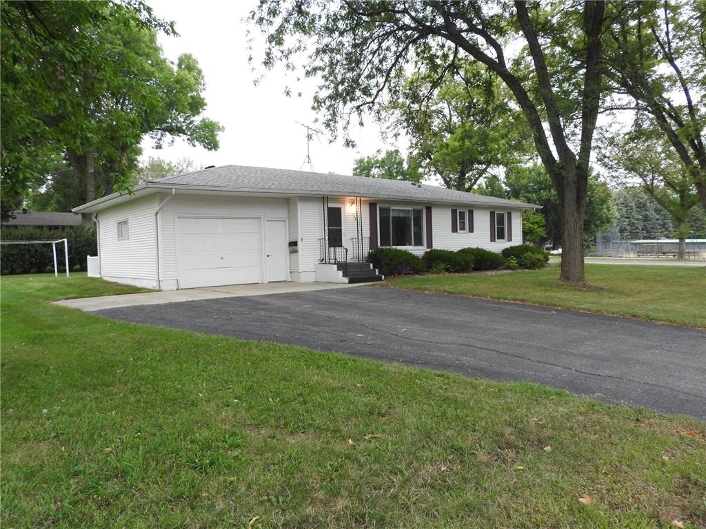 250 Baker Avenue E Winsted MN 55395 6429011 image1