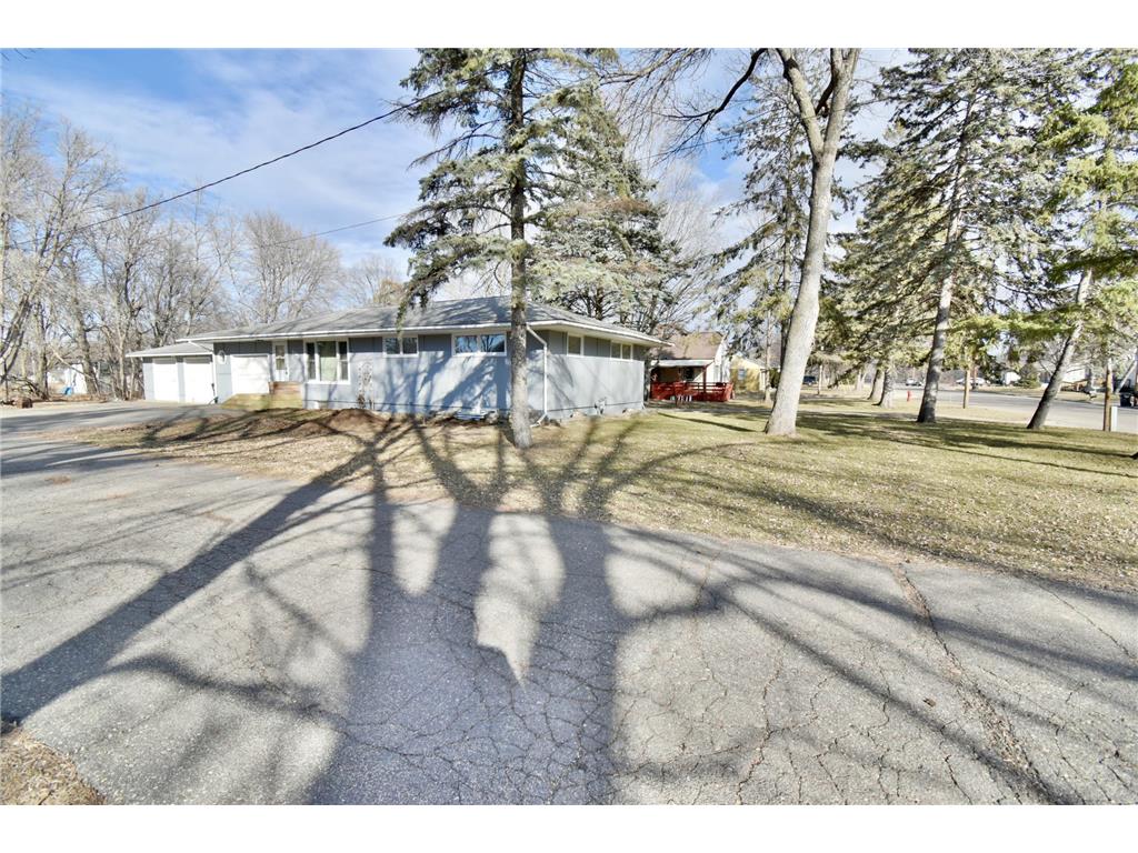 250 Chestnut Street E Annandale MN 55302 6495292 image1