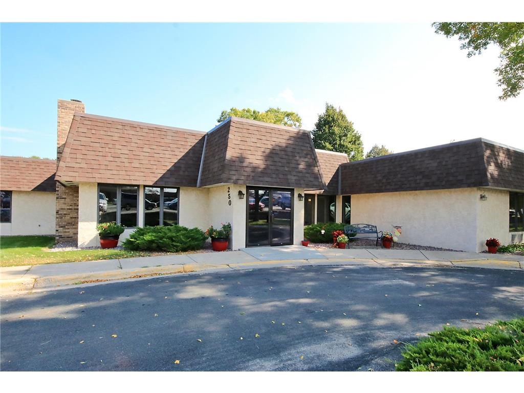 250 Freemont Avenue SE #105 Hutchinson MN 55350 6362956 image1