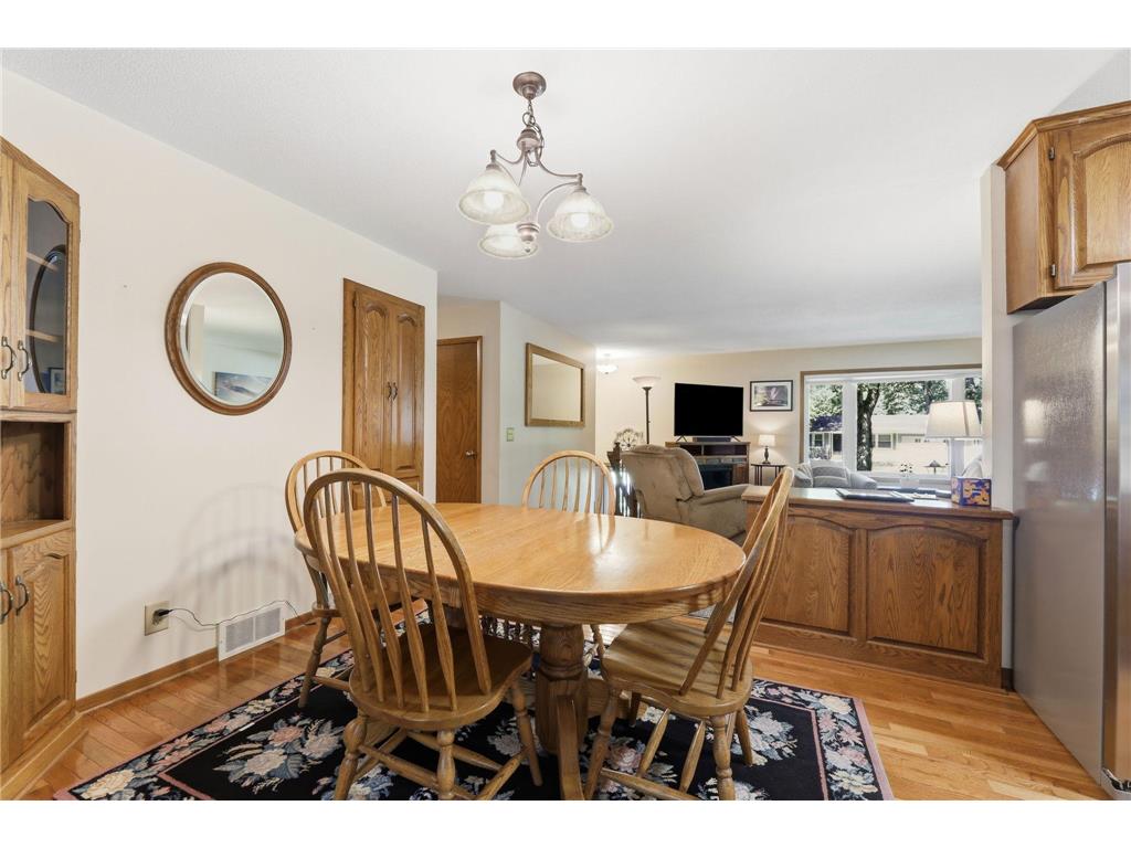 250 Glenbrook Road N Wayzata MN 55391 7104566 image19