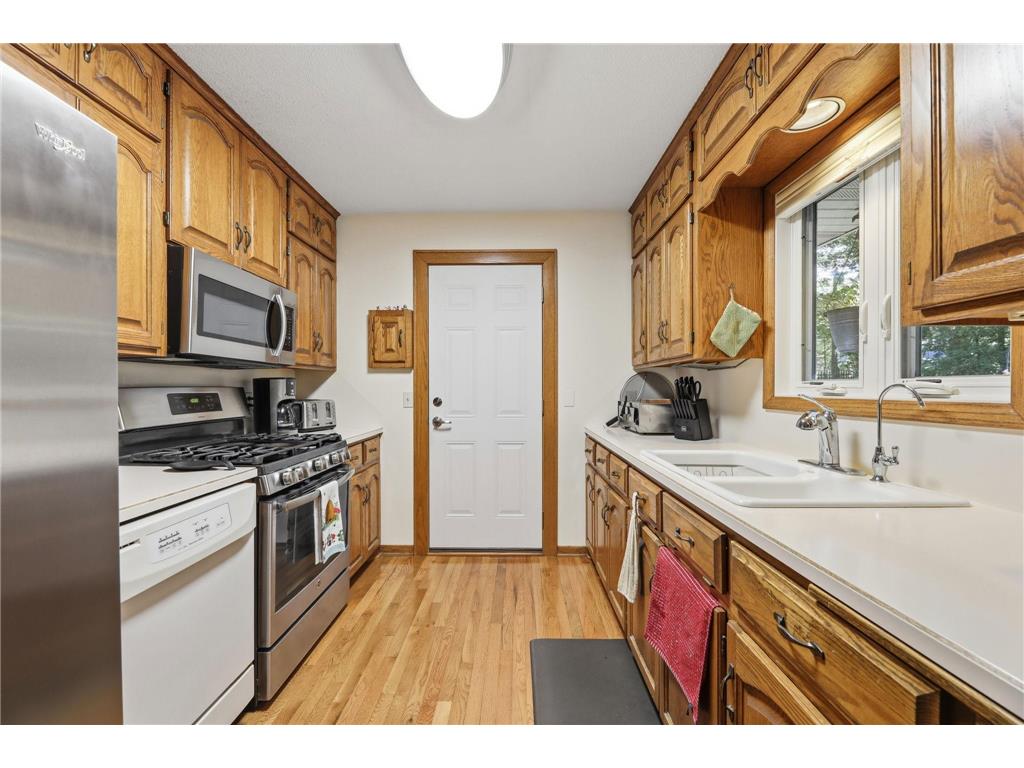 250 Glenbrook Road N Wayzata MN 55391 7104566 image20