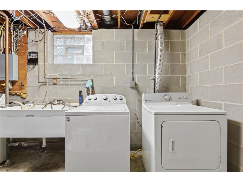250 Glenbrook Road N Wayzata MN 55391 7104566 image42