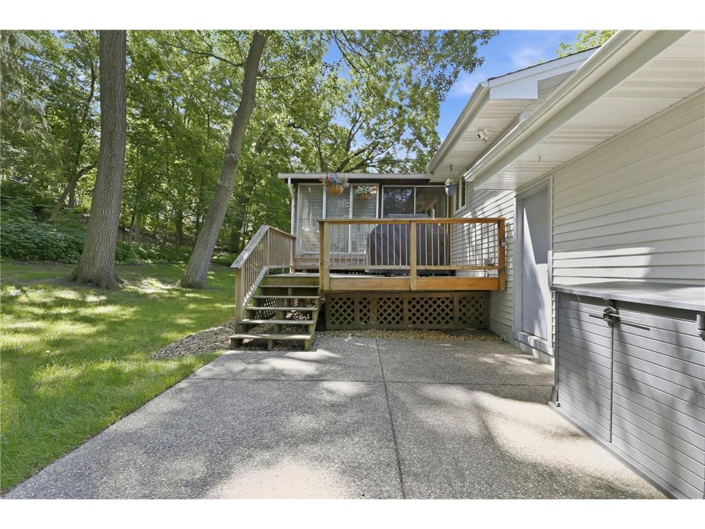 250 Glenbrook Road N Wayzata MN 55391 7104566 image6