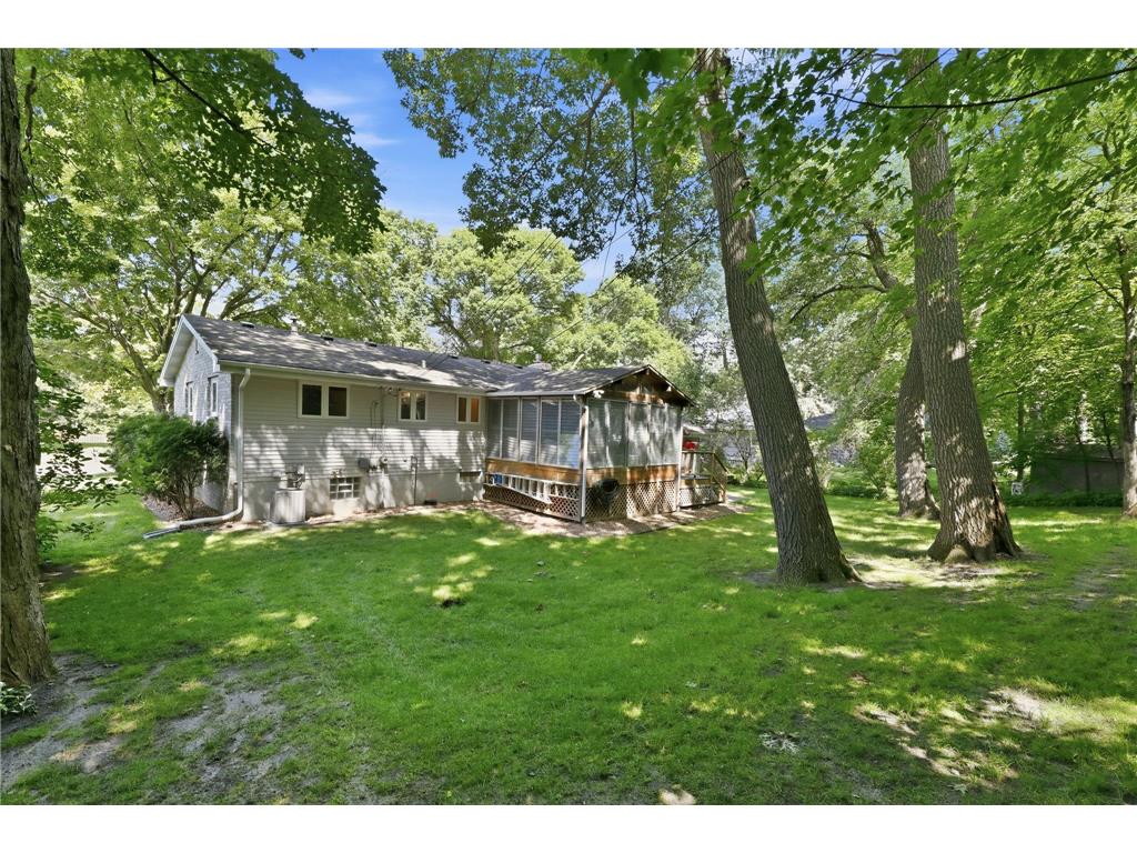 250 Glenbrook Road N Wayzata MN 55391 7104566 image8