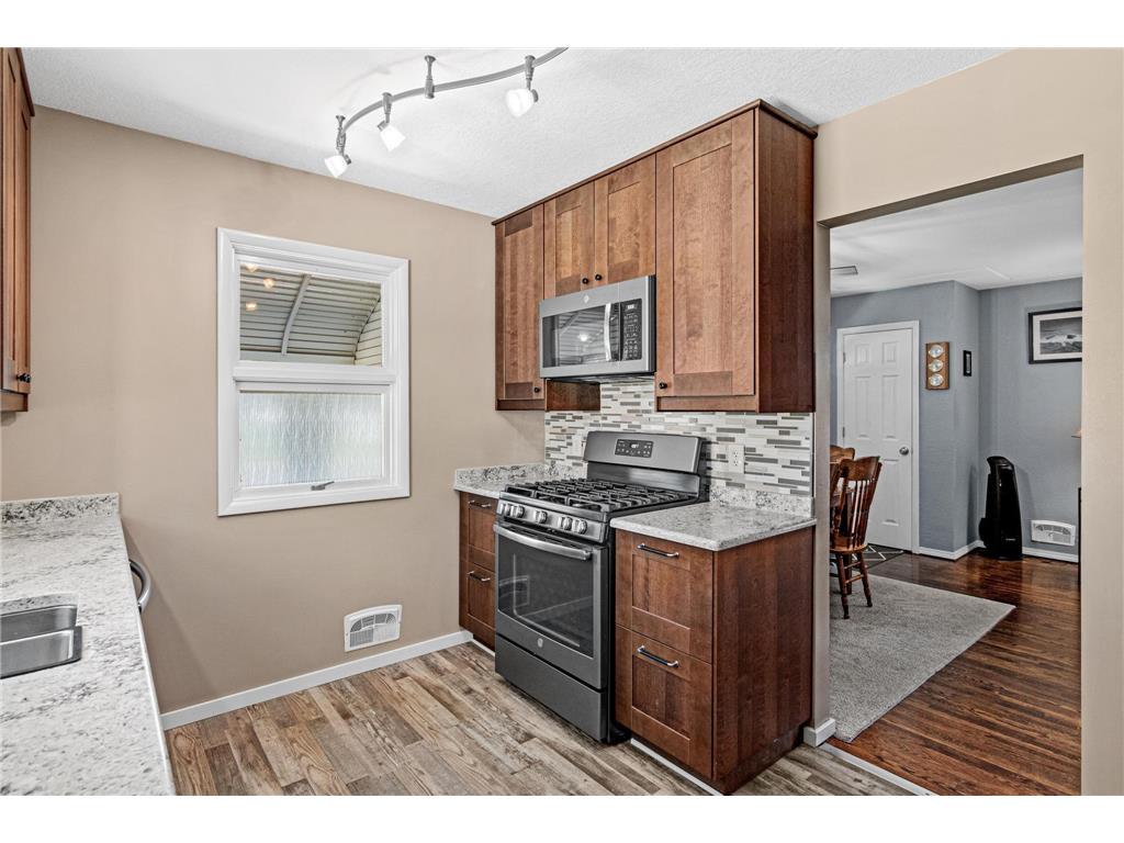 250 Macarthur Street E South Saint Paul MN 55075 7066279 image10