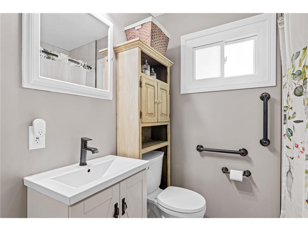 250 Macarthur Street E South Saint Paul MN 55075 7066279 image15