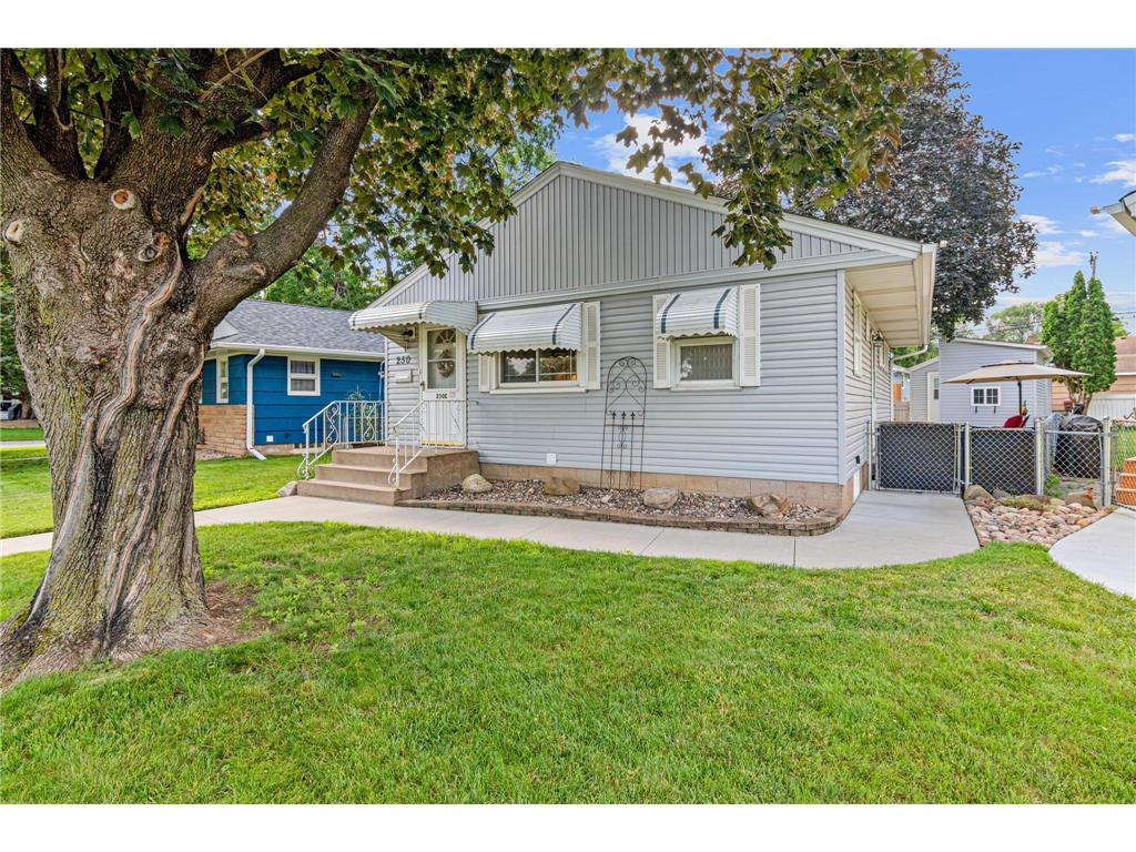 250 Macarthur Street E South Saint Paul MN 55075 7066279 image2