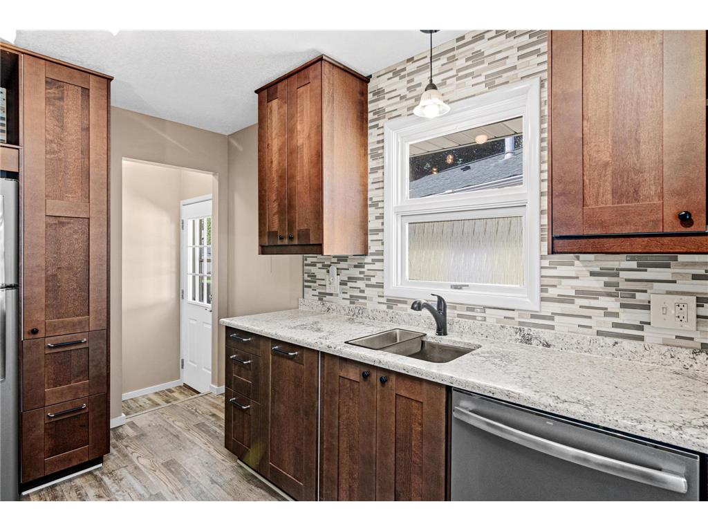 250 Macarthur Street E South Saint Paul MN 55075 7066279 image7