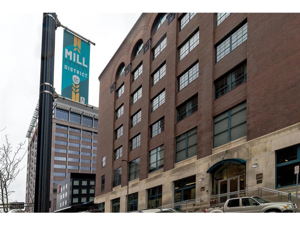 250 Park Avenue #304 Minneapolis MN 55415 6768863 image1