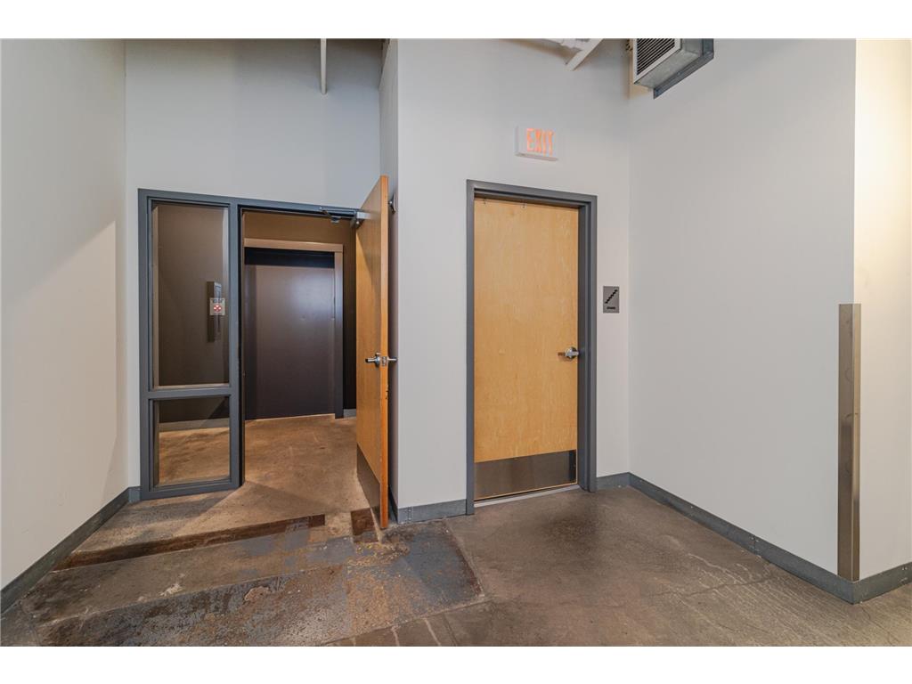 250 Park Avenue #304 Minneapolis MN 55415 7039480 image22