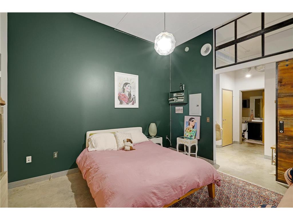 250 Park Avenue #305 Minneapolis MN 55415 6696121 image10
