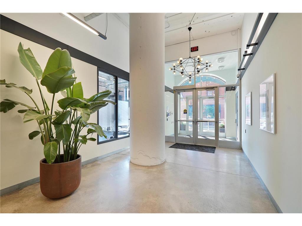 250 Park Avenue #305 Minneapolis MN 55415 6696121 image18