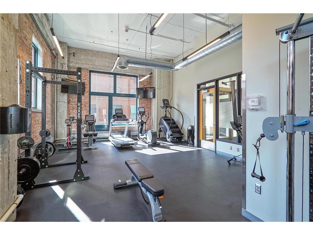 250 Park Avenue #305 Minneapolis MN 55415 6696121 image20