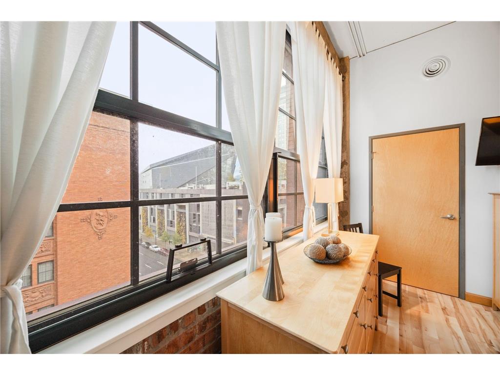 250 Park Avenue #502 Minneapolis MN 55415 7018708 image18