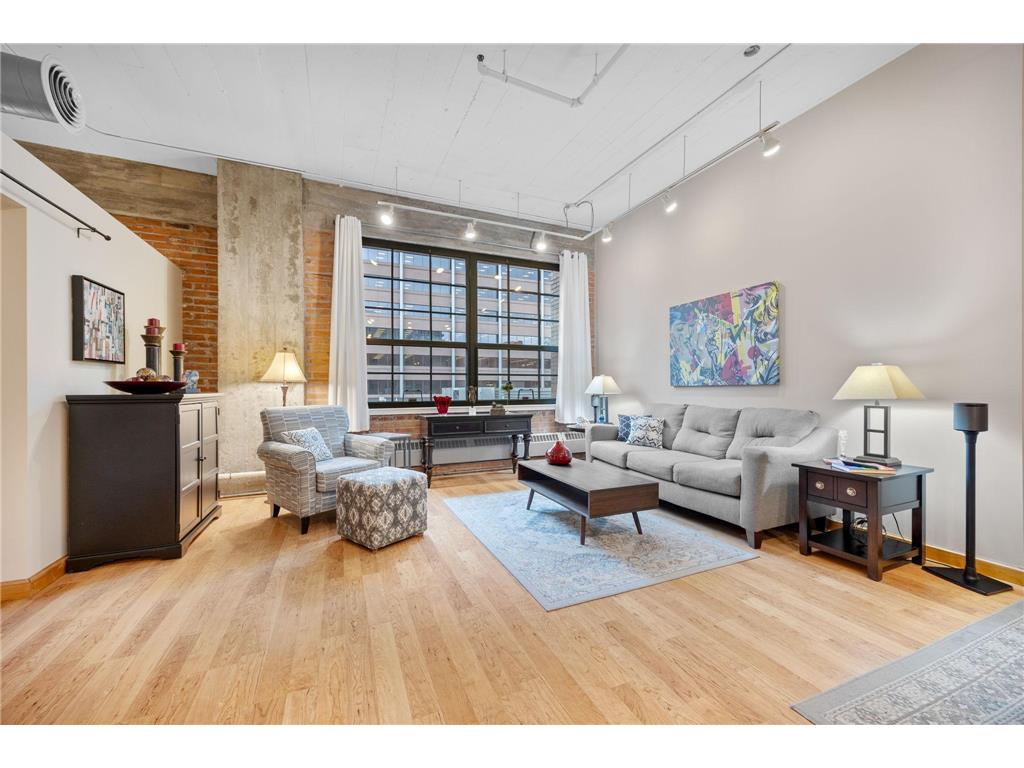 250 Park Avenue #502 Minneapolis MN 55415 7018708 image6