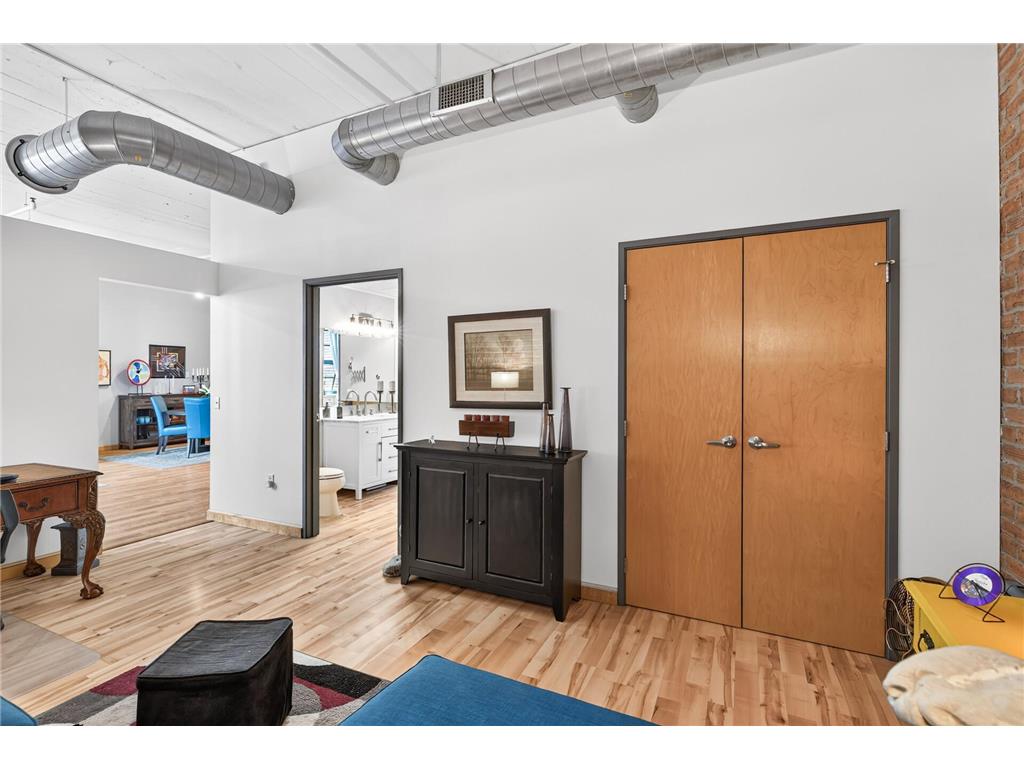 250 Park Avenue #502 Minneapolis MN 55415 7097742 image18