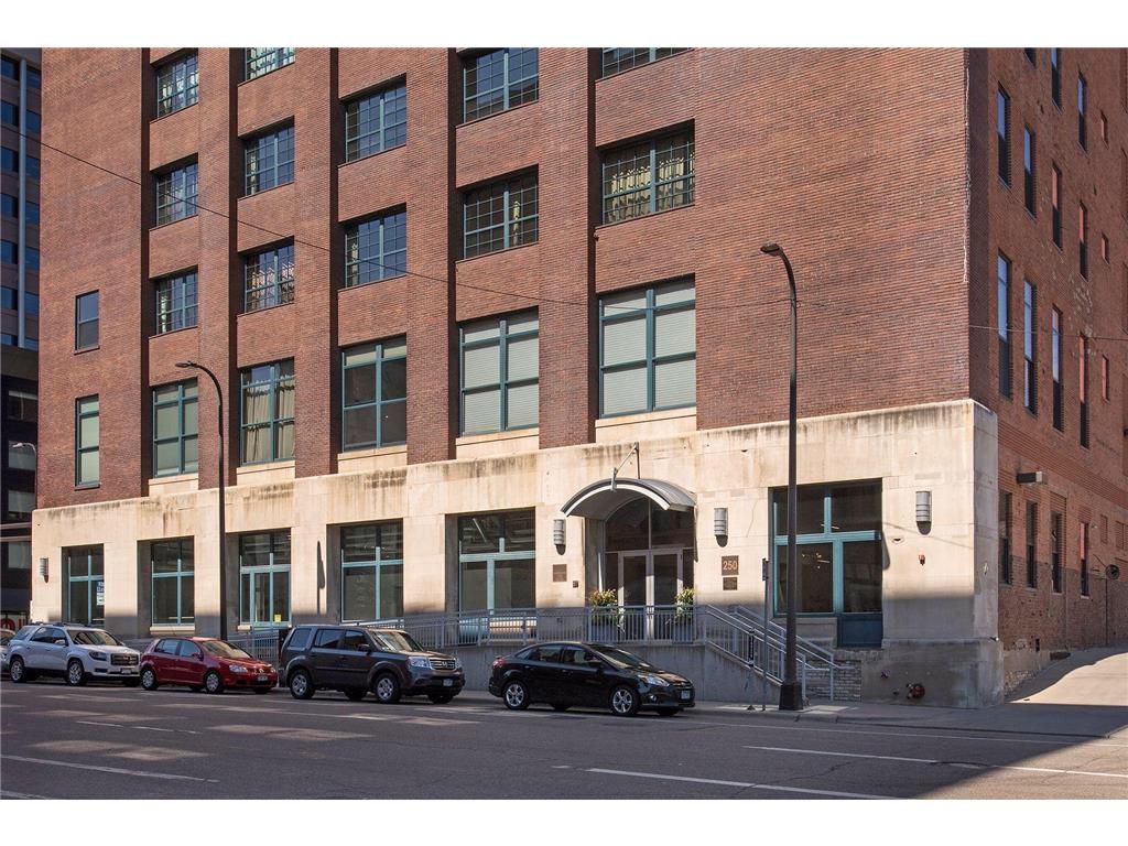 250 Park Avenue #610 Minneapolis MN 55415 7010853 image20