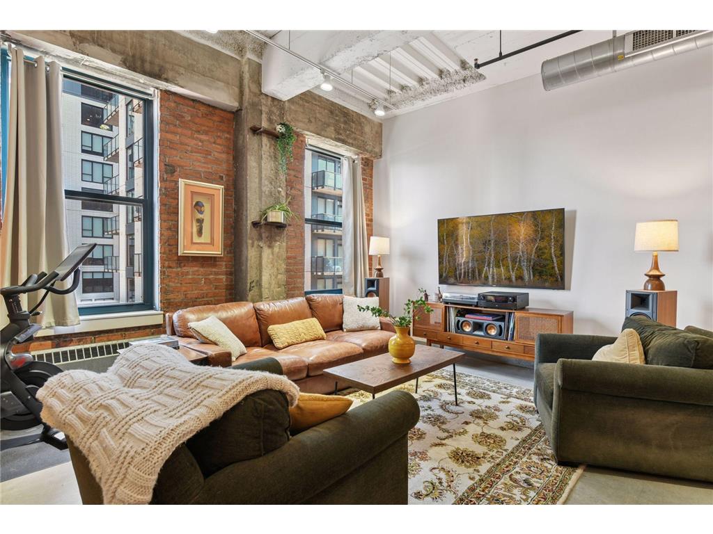 250 Park Avenue #610 Minneapolis MN 55415 7010853 image6