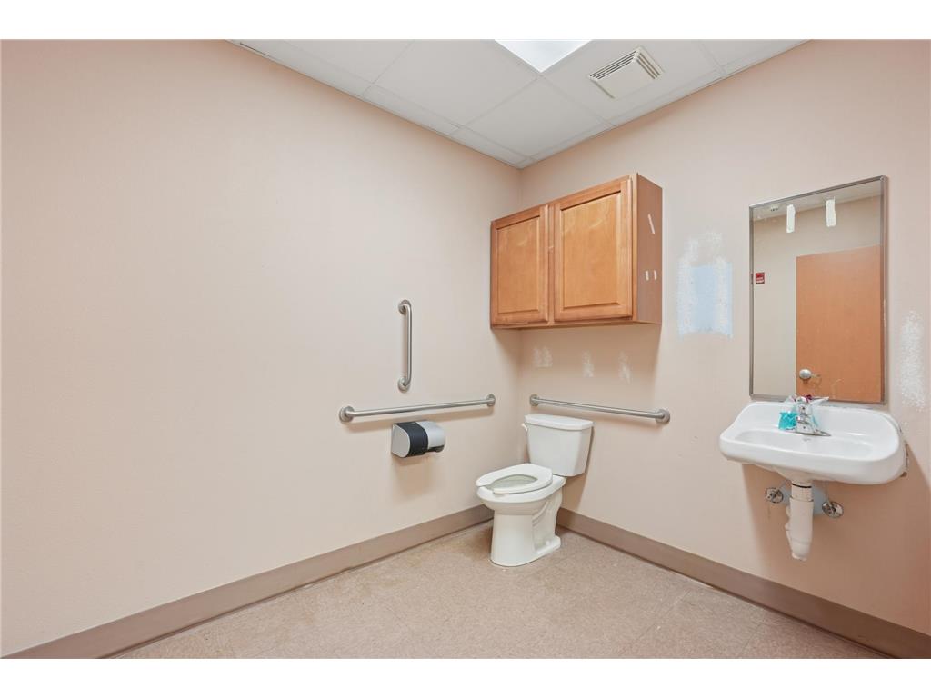 250 Quarry Road River Falls WI 54022 6813050 image28