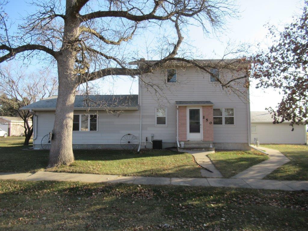 250 Ridge Street S Trosky MN 56144 6466233 image1