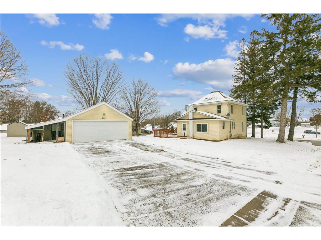 250 River Street Holdingford MN 56340 6670644 image1