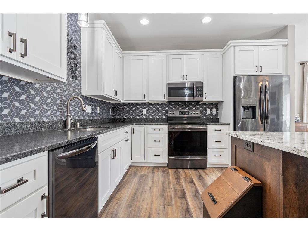 250 Rodeo Road Alexandria MN 56308 6815522 image4