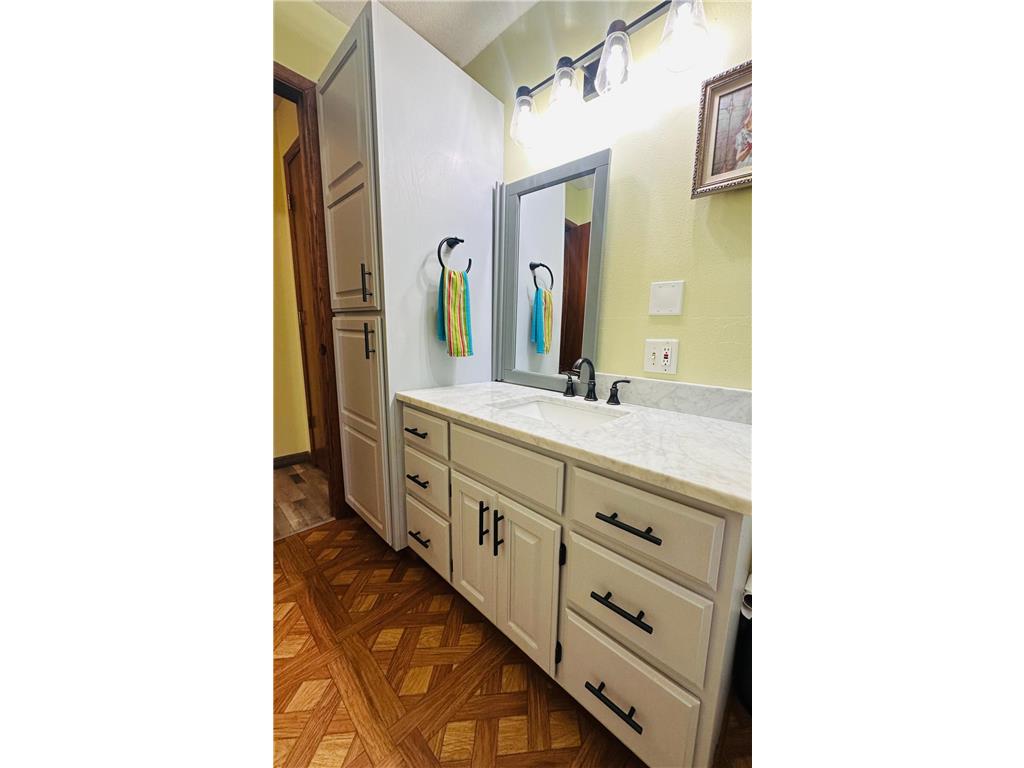 250 W Maple Avenue Barron WI 54812 7086886 image16