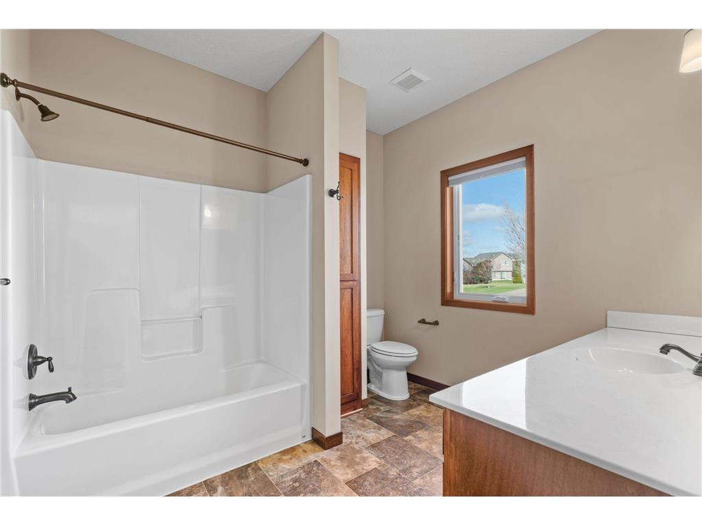 250 Winkler Trail Cologne MN 55322 7024057 image24