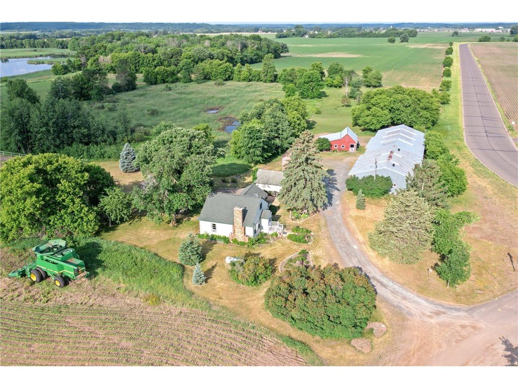 2500 65th Avenue Farmington Twp WI 54020 6385746 image1