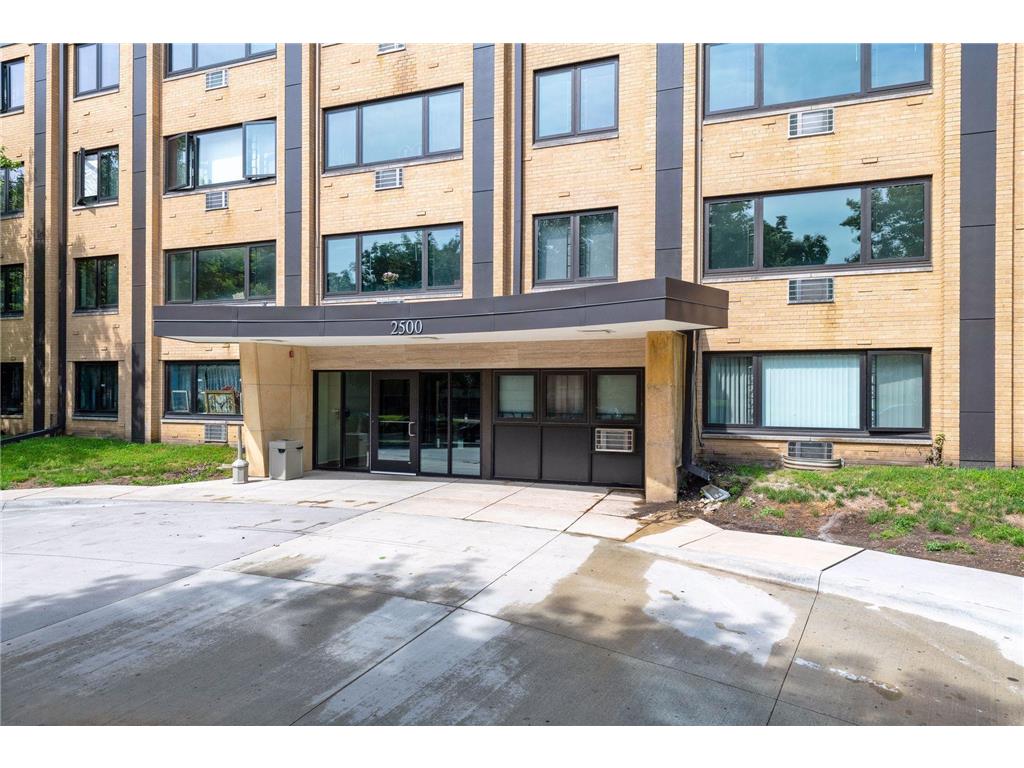 2500 Blaisdell Avenue #111 Minneapolis MN 55404 6644406 image1
