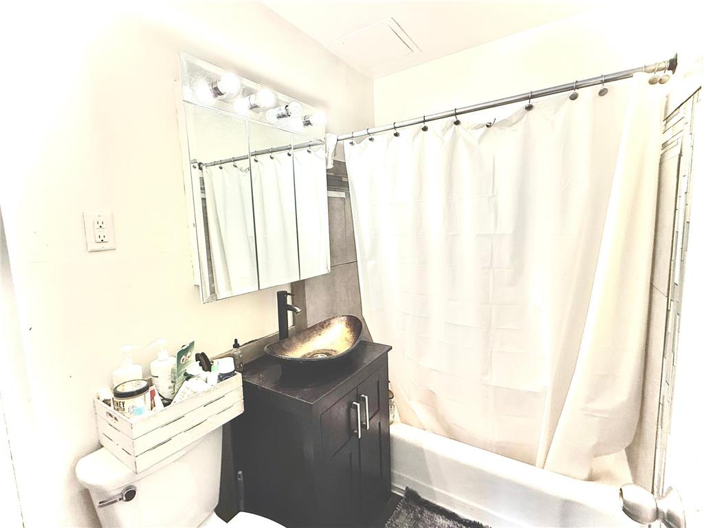 2500 Blaisdell Avenue #201 Minneapolis MN 55404 6822873 image9