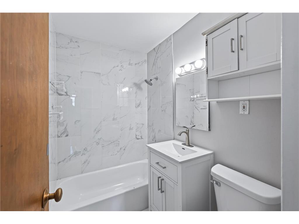2500 Blaisdell Avenue #206 Minneapolis MN 55404 7027222 image12