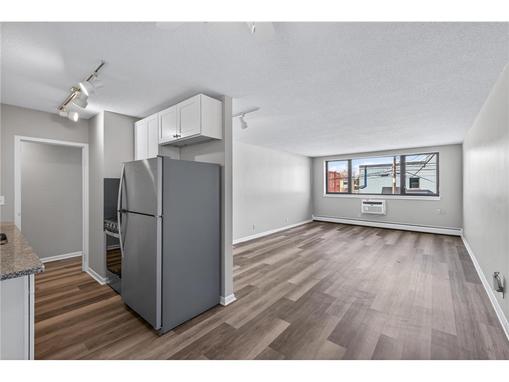 2500 Blaisdell Avenue #206 Minneapolis MN 55404 7027222 image7