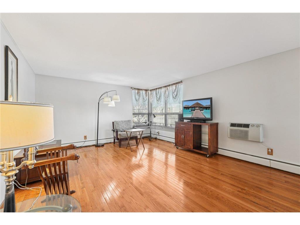 2500 Blaisdell Avenue #211 Minneapolis MN 55404 7000246 image12
