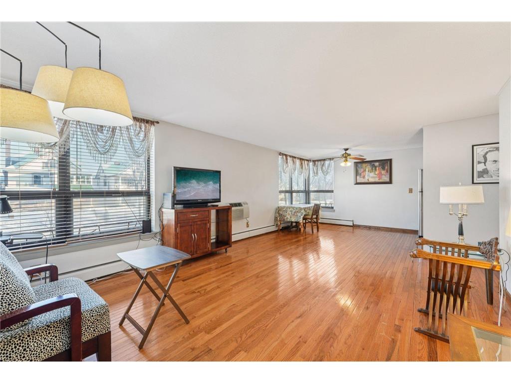 2500 Blaisdell Avenue #211 Minneapolis MN 55404 7000246 image14