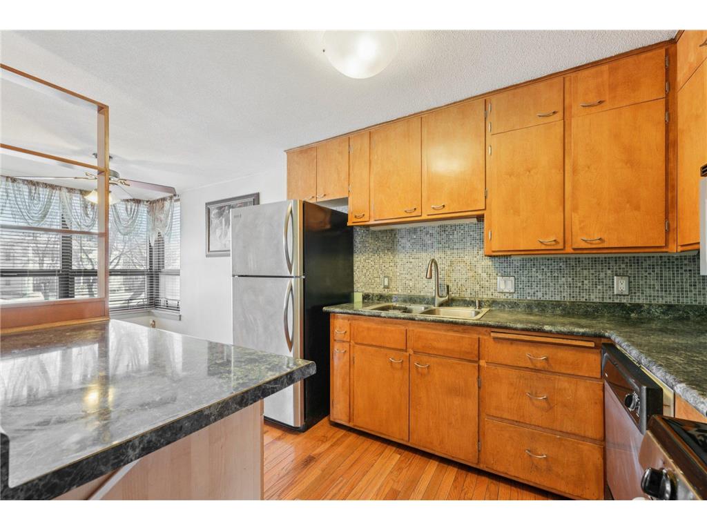 2500 Blaisdell Avenue #211 Minneapolis MN 55404 7000246 image21