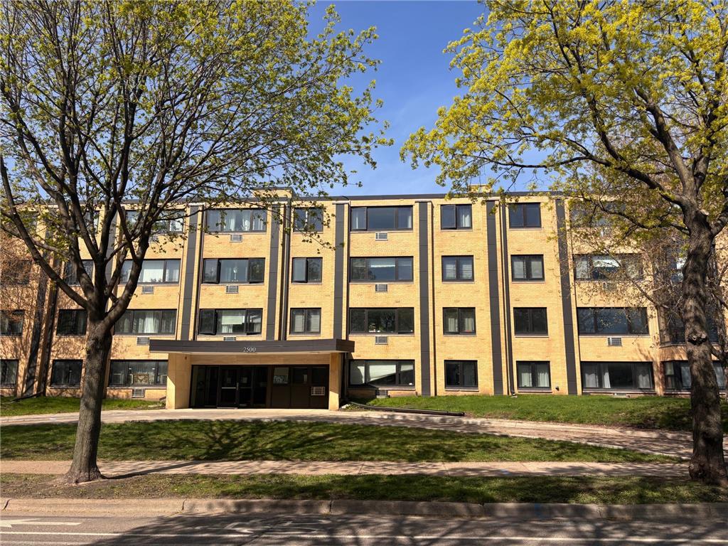 2500 Blaisdell Avenue #404 Minneapolis MN 55404 7053710 image1