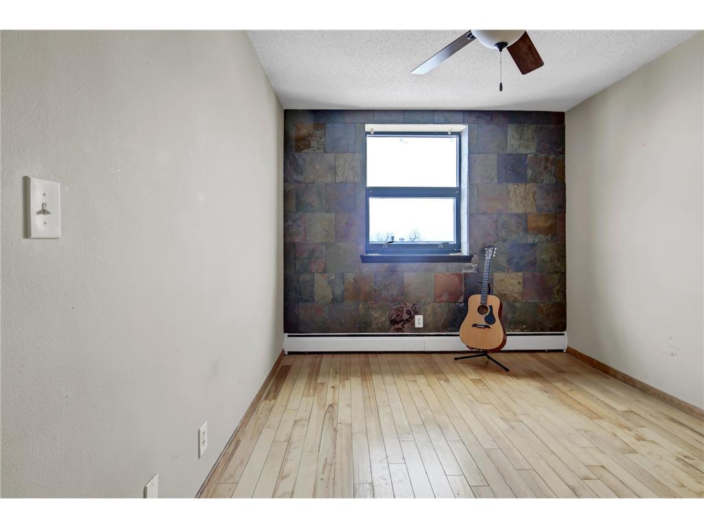 2500 Blaisdell Avenue #404 Minneapolis MN 55404 7053710 image12