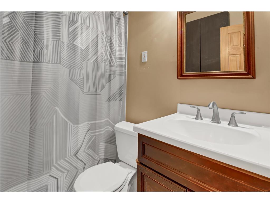 2500 Blaisdell Avenue #404 Minneapolis MN 55404 7053710 image19