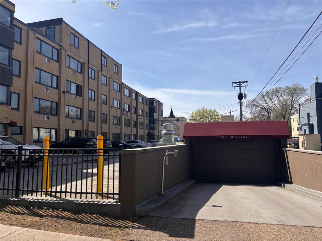 2500 Blaisdell Avenue #404 Minneapolis MN 55404 7053710 image27