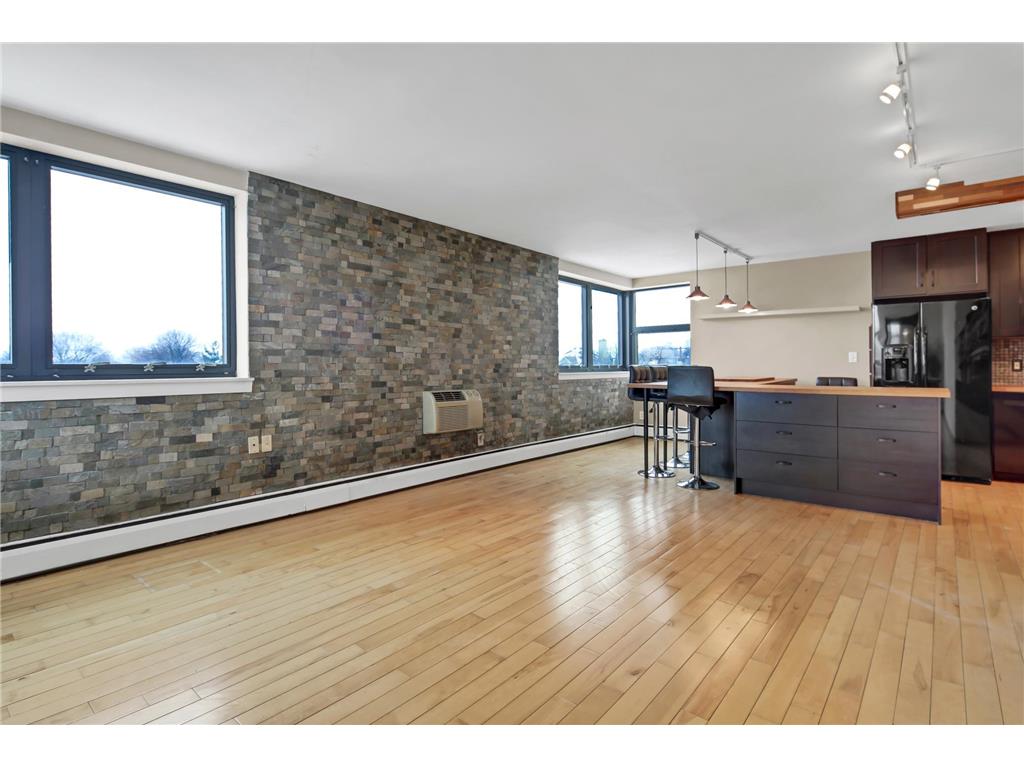 2500 Blaisdell Avenue #404 Minneapolis MN 55404 7053710 image5