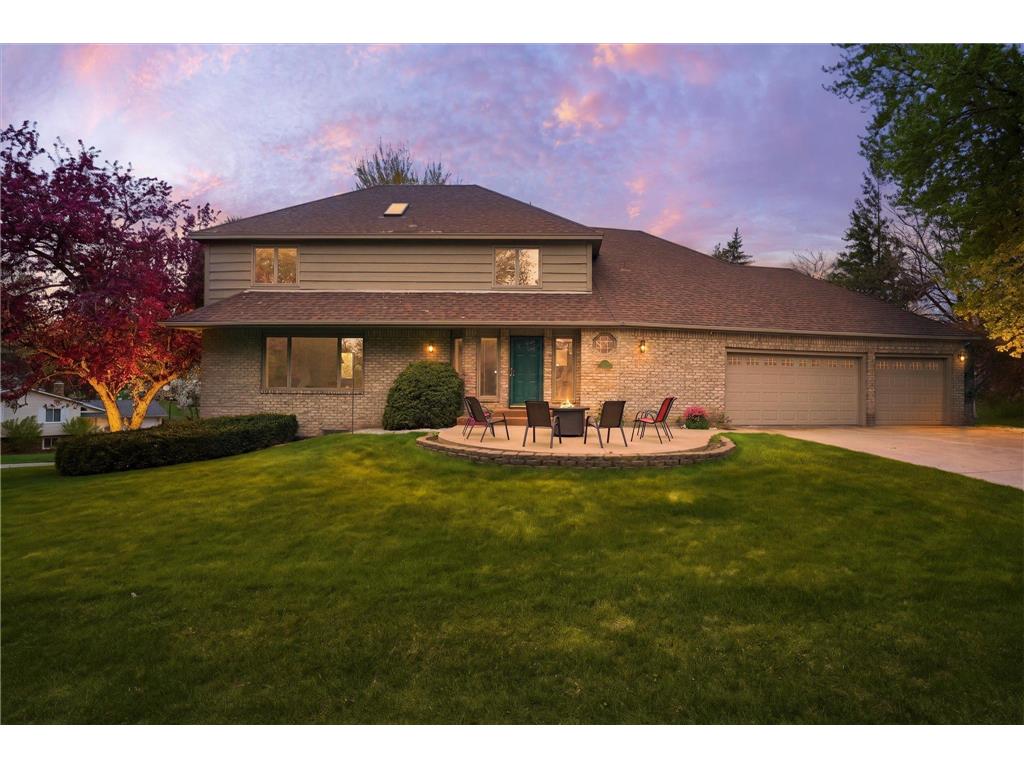 2500 Highland View Avenue S Burnsville MN 55337 7074968 image1