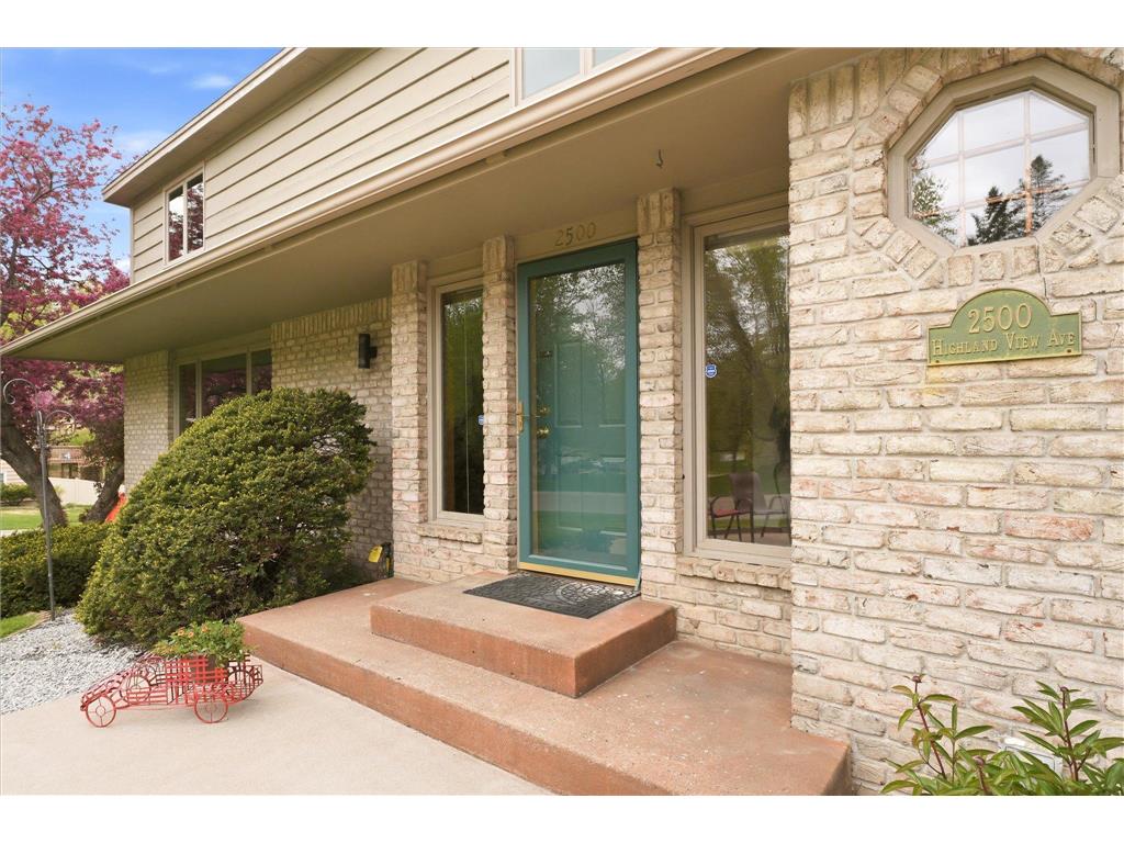 2500 Highland View Avenue S Burnsville MN 55337 7074968 image3