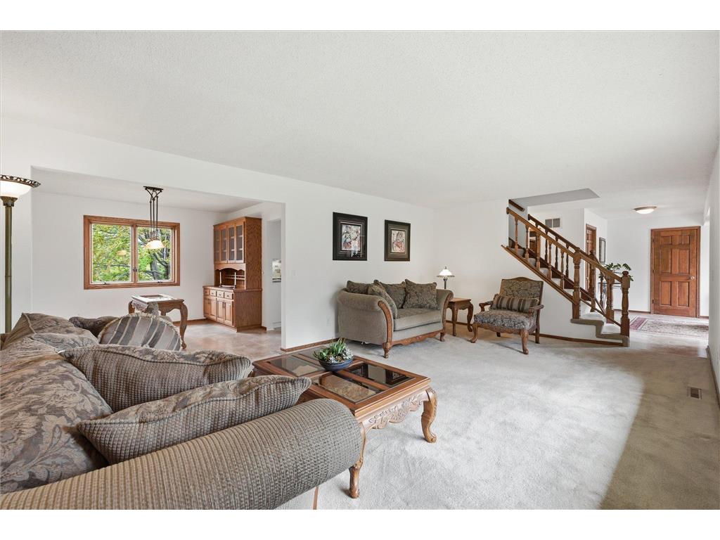 2500 Highland View Avenue S Burnsville MN 55337 7074968 image30
