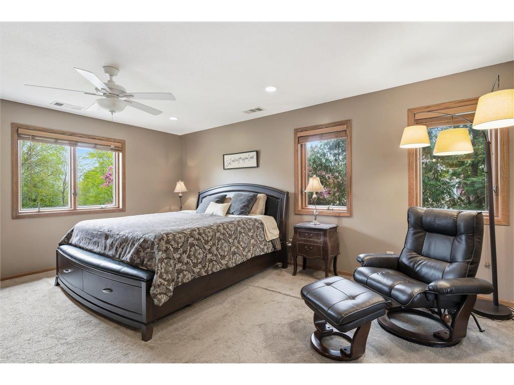 2500 Highland View Avenue S Burnsville MN 55337 7074968 image31