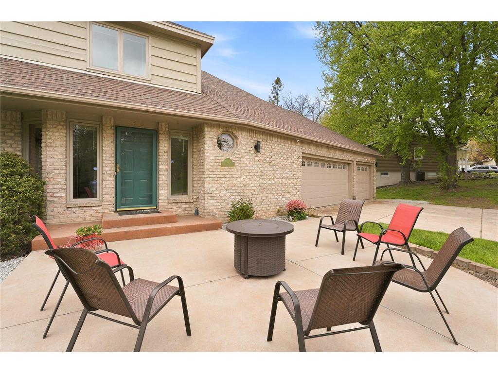 2500 Highland View Avenue S Burnsville MN 55337 7074968 image4