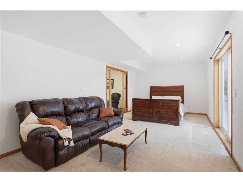 2500 Highland View Avenue S Burnsville MN 55337 7074968 image41
