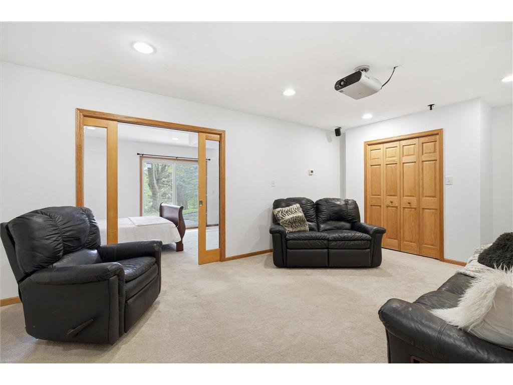 2500 Highland View Avenue S Burnsville MN 55337 7074968 image42