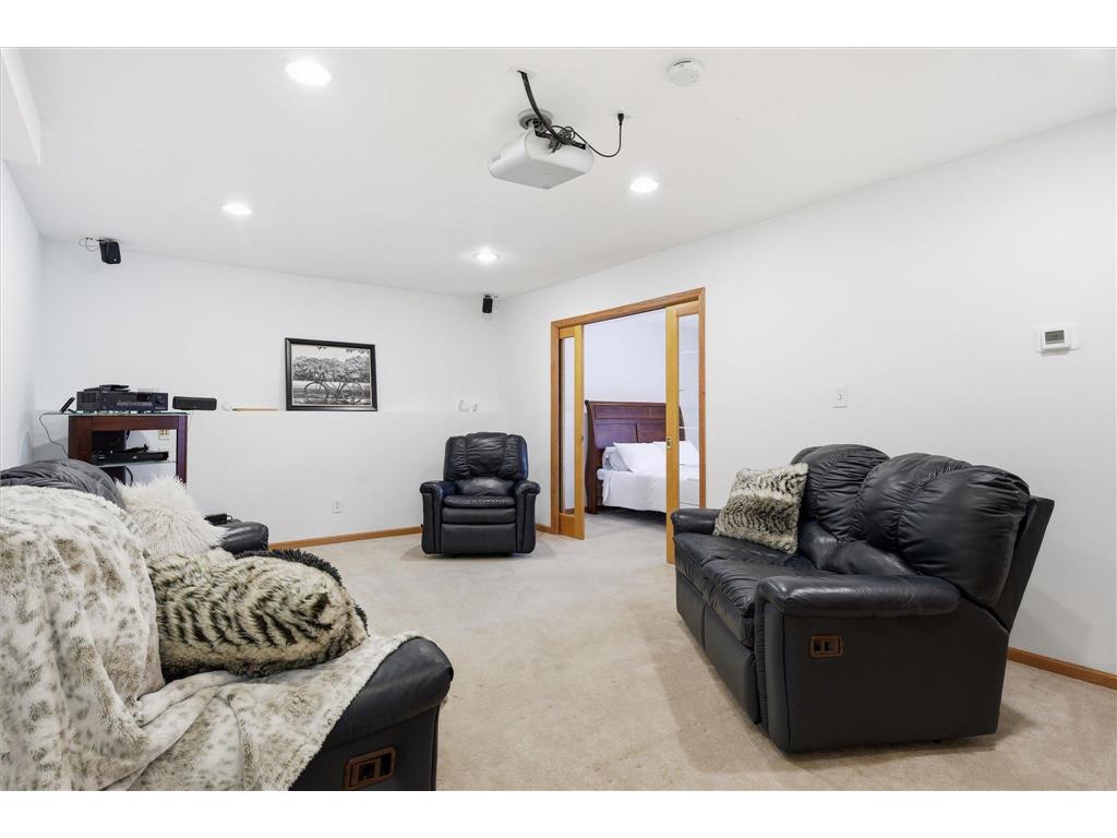 2500 Highland View Avenue S Burnsville MN 55337 7074968 image43